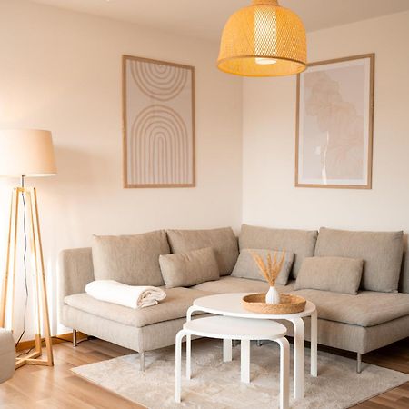 C4S Come4Stay Altoetting - 3-Zi Whg I Zentrale Lage I Parkplatz I Balkon I Wifi I Smarttv I 1 Kingsize, 1 Queensize Bett I Office Arbeitsplatz I Wohnbereich Mit Couch Und Essbereich I Voll Ausgestattete Kueche I Nespresso 외부 사진