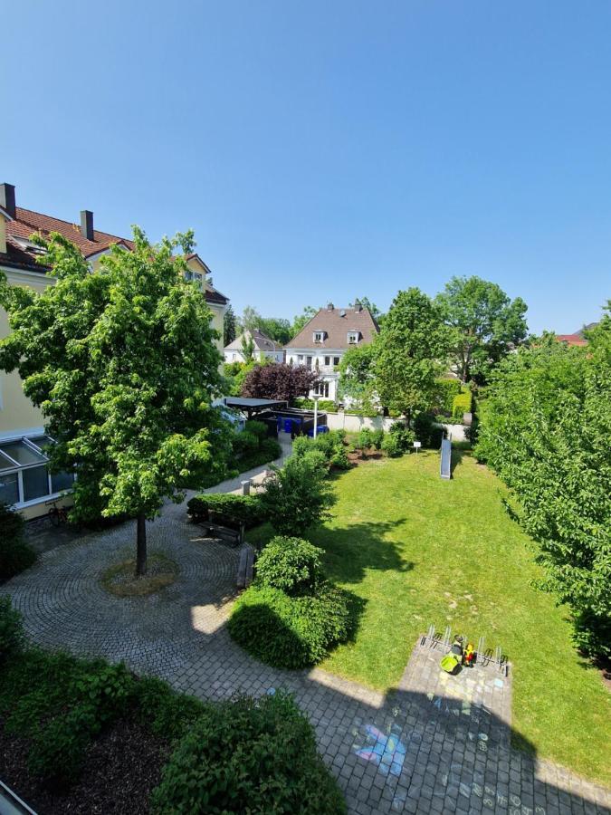 C4S Come4Stay Altoetting - 3-Zi Whg I Zentrale Lage I Parkplatz I Balkon I Wifi I Smarttv I 1 Kingsize, 1 Queensize Bett I Office Arbeitsplatz I Wohnbereich Mit Couch Und Essbereich I Voll Ausgestattete Kueche I Nespresso 외부 사진